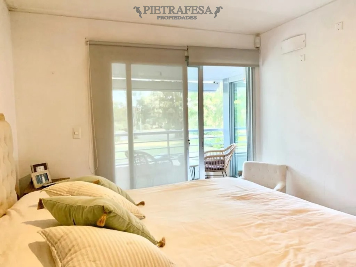 Apartamento ID.13850 - Imperdible apto en venta 2 dormitorios, 2 baños, gje- Carrasco