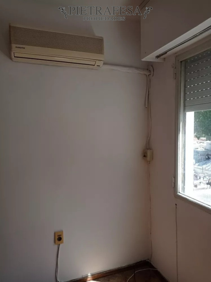 Apartamento ID.6790 - Apartamento en venta 1 dormitorio, 1 baño-Joaquín Requena -Tres Cruces