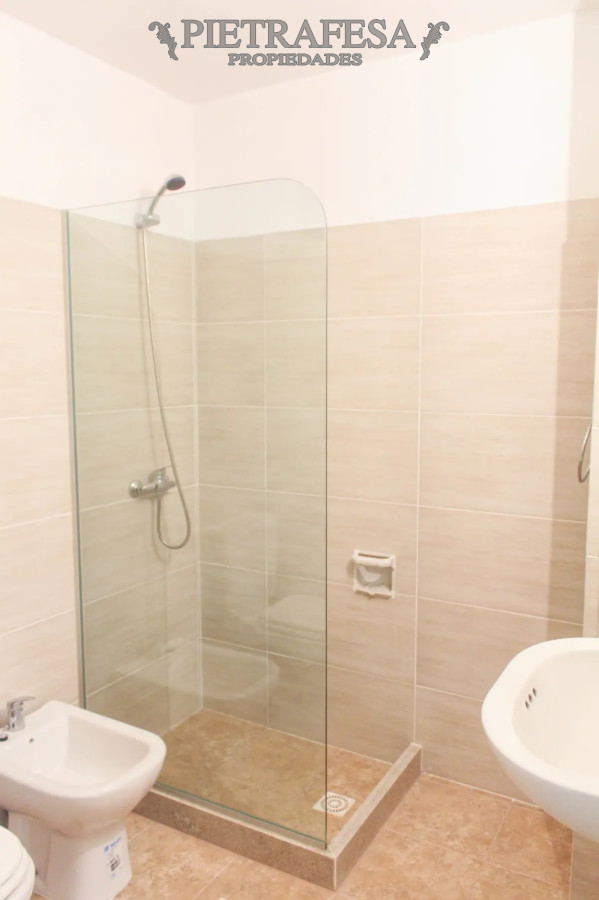 Apartamento ID.7198 - Apartamento en venta 3 dormitorios, 3 baños y garaje-Avenida Libertador- Centro