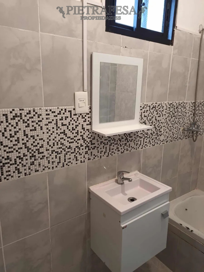 Apartamento ID.13938 - Apto en alquiler, 1 dormitorio, 1 baño, patio-Cerrito