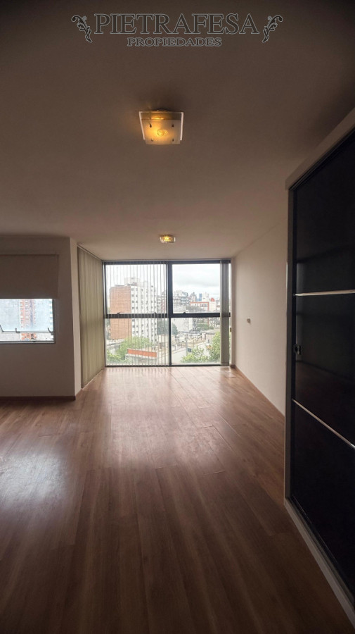 Apartamento ID.16633 - Venta de monoambiente, 1 baño , terraza . Punta carretas