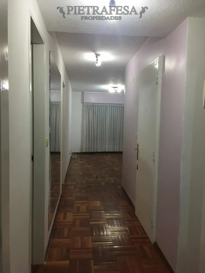 Apartamento ID.4790 - Apartamento en venta  con renta 2 dormitorios, 1 baño y cochera opcional- Canelones- Centro