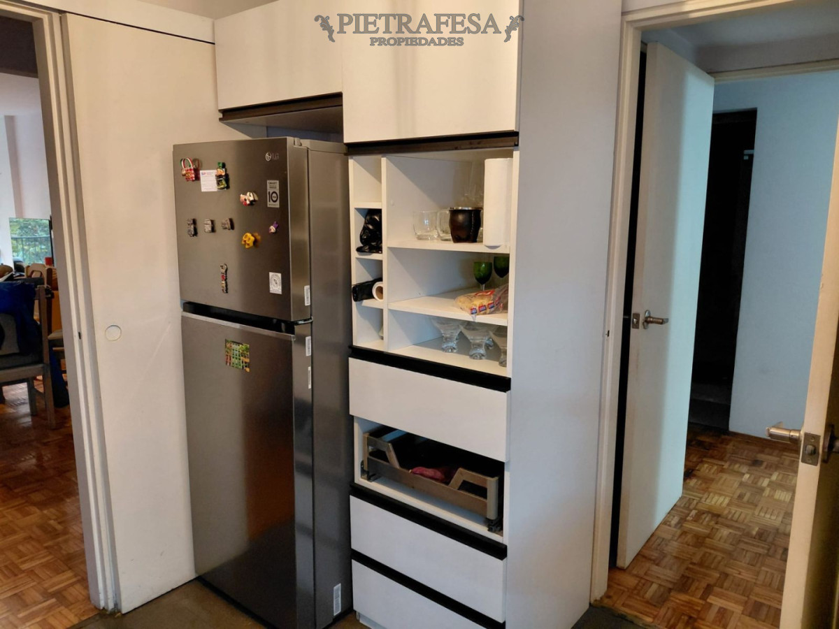 Apartamento ID.15799 - Apartamento en venta, 3 dormitorios, 2 baños, terraza, garaje. Centro.