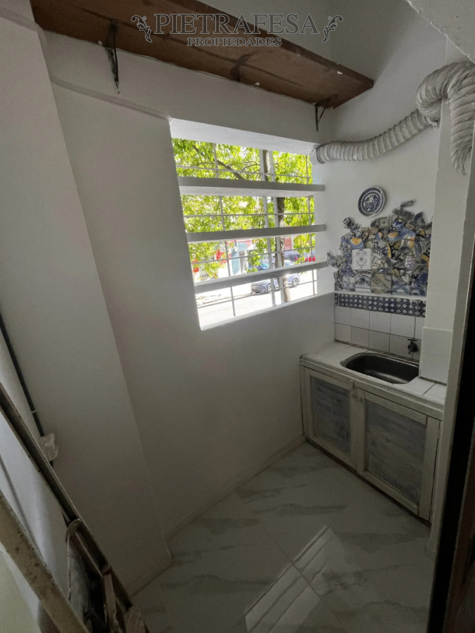 Apartamento ID.15139 - Apartamento en alquiler, 1 dormitorio, 1 baño, terraza lavadero. Aguada.