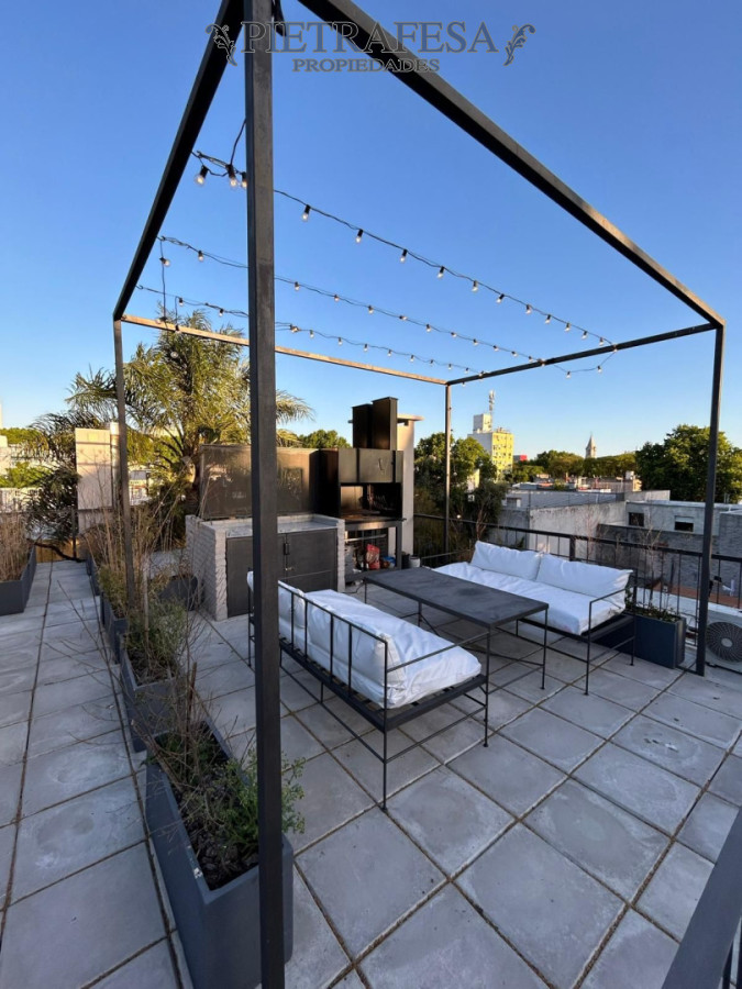 Apartamento ID.15087 - Apartamento en venta, 2 dormitorios, 1 baño, terraza con parrillero. Palermo.