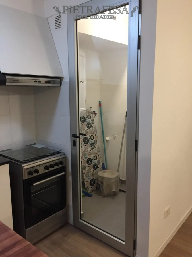 Apartamento ID.3140 - Penthouse en venta con renta 1 dormitorio, 1 baño. Terraza con parrillero-Manuel Pagola-Pocitos