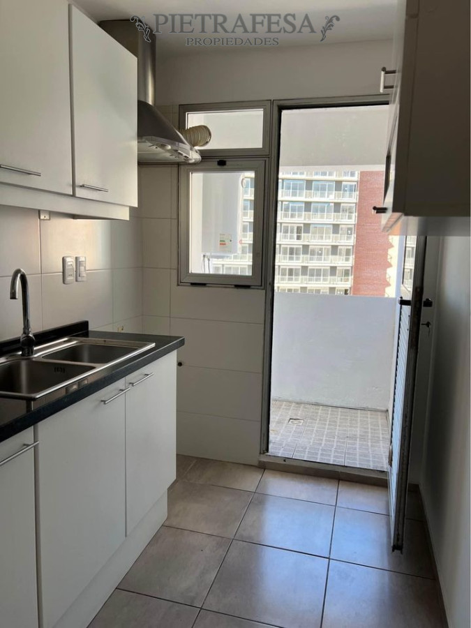 Apartamento ID.6524 - Apartamento en venta con renta 2 dormitorios, 2 baños y garaje-Eduardo Acevedo-Cordón