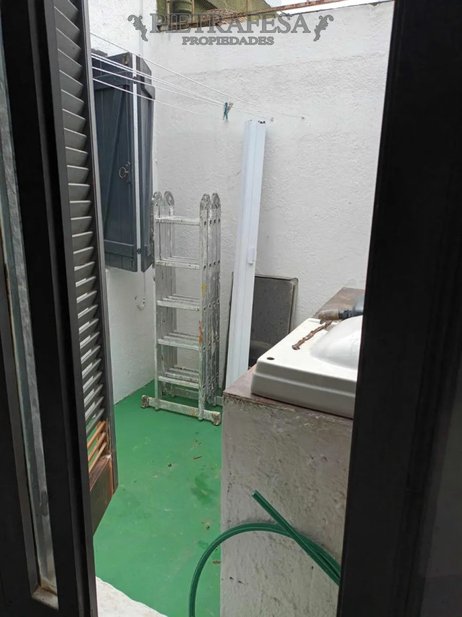 Apartamento ID.13938 - Apto en alquiler, 1 dormitorio, 1 baño, patio-Cerrito