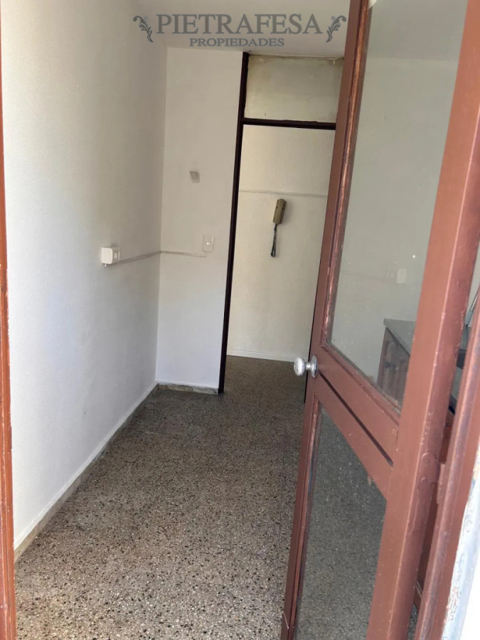 Apartamento ID.16587 - Venta de apartamento, 2 dormitorios , 1 baño . Euskalerria 70