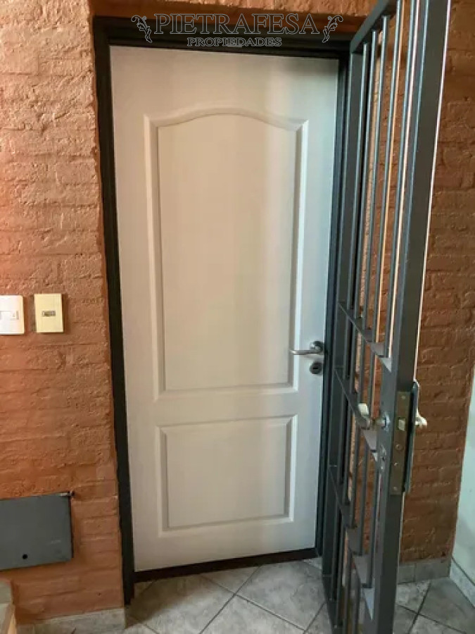 Apartamento ID.14453 - Apartamento en venta, 3 dormitorios, 1 baño, terraza lavadero, cochera. Malvin Norte.