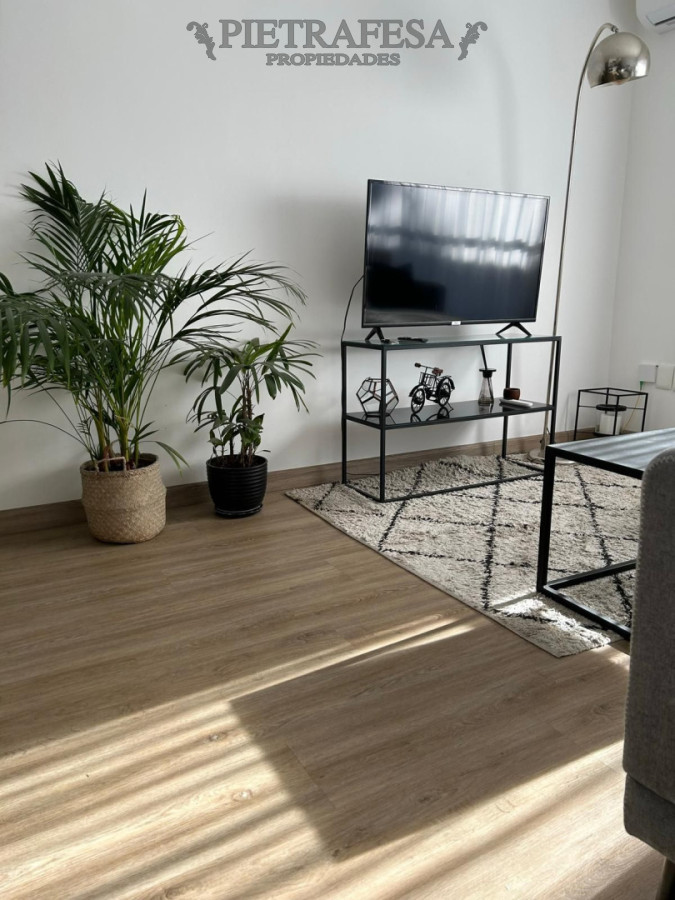 Apartamento ID.15087 - Apartamento en venta, 2 dormitorios, 1 baño, terraza con parrillero. Palermo.