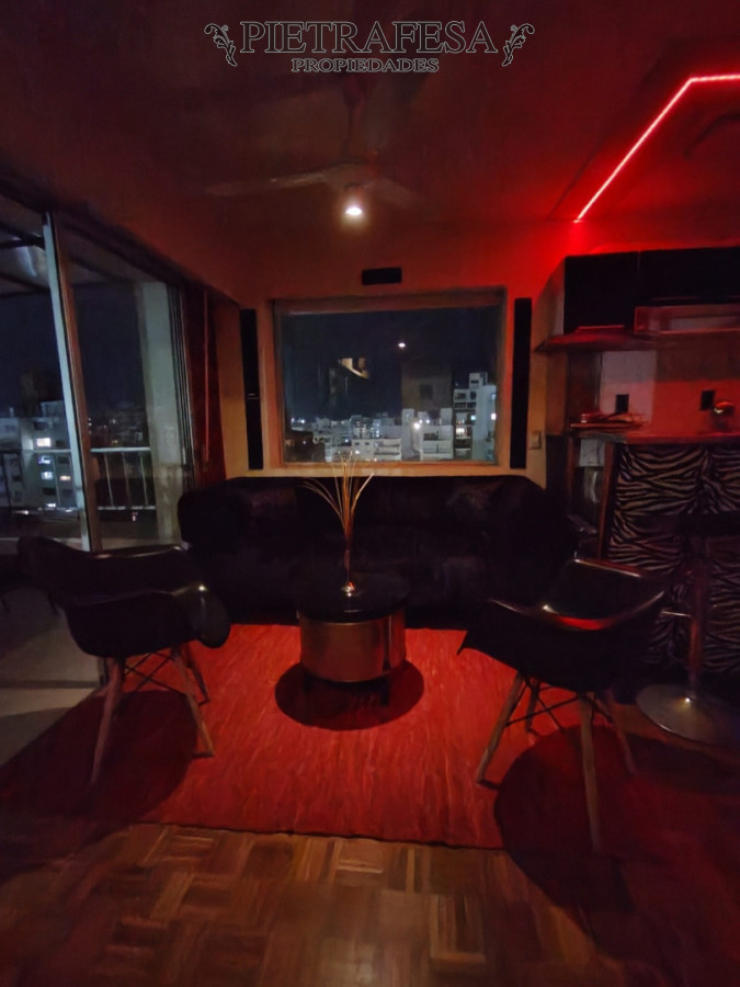 Apartamento ID.15945 - Penthouse con terraza de 30 m² y vista panorámica, totalmente equipado