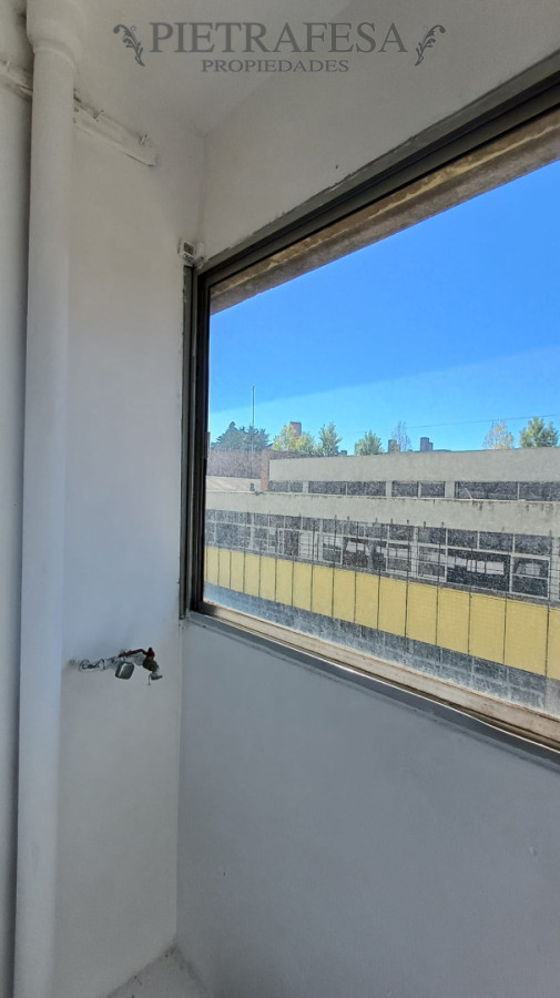 Apartamento ID.15483 - Apartamento en venta, 3 dormitorios, 1 baño, terraza lavadero. Malvin Norte.