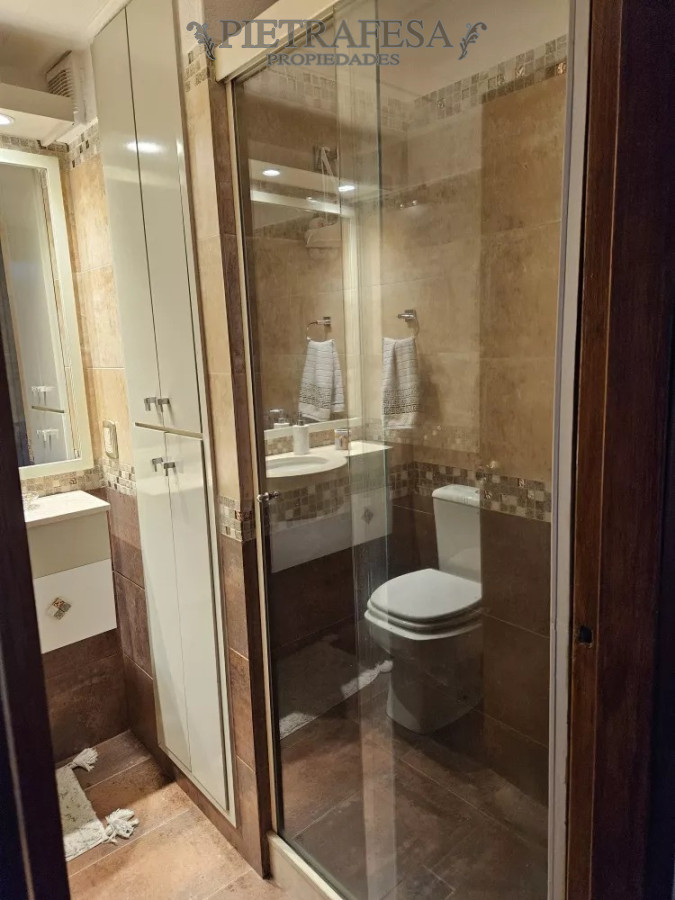 Apartamento ID.9624 - Apto en venta 2 dormitorio, 1 baño, cochera-Pocitos