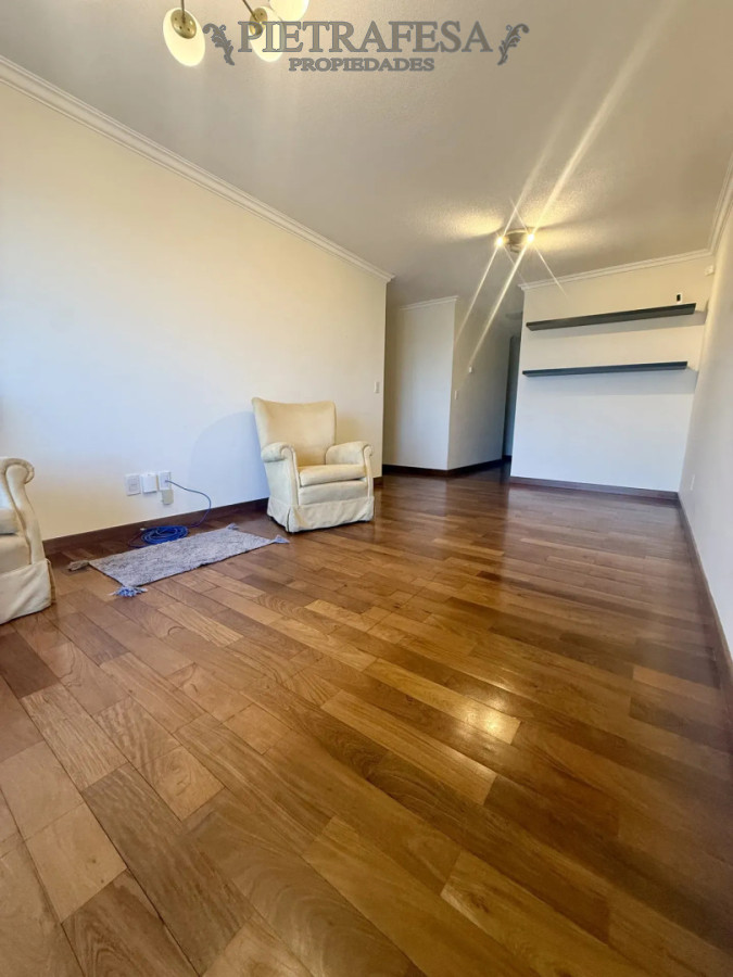 Apartamento ID.15326 - Apartamento en venta, 2 dormitorios, 2 baños, terraza, patio, garaje. Malvin.