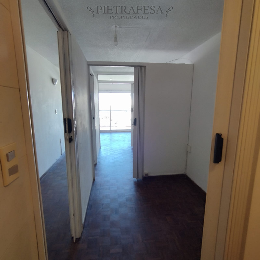 Apartamento ID.14628 - Monoambiente en alquiler con divisiones y terraza