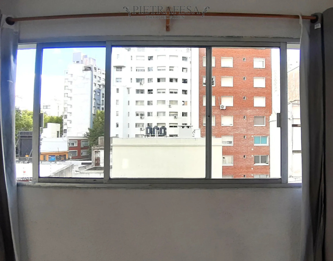 Apartamento ID.16512 - Venta de apartamento, monoambiente, 1 baño CON RENTA . Cordón 