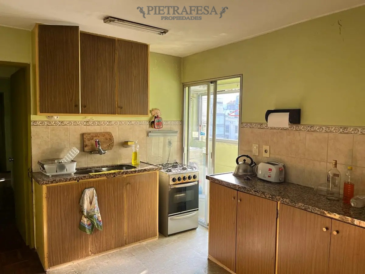 Apartamento ID.7952 - Apartamento en venta con renta 3 dormitorios, 2 baños y balcón-Gabriel Pereira-Pocitos