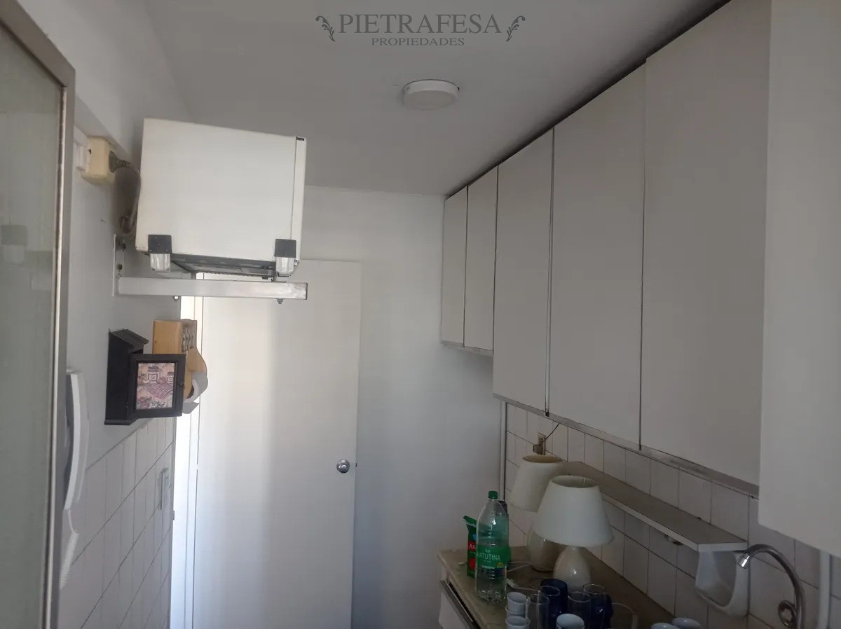 Apartamento ID.15034 - Apartamento en venta, 2 dormitorios, 1 baño, terraza. Centro.