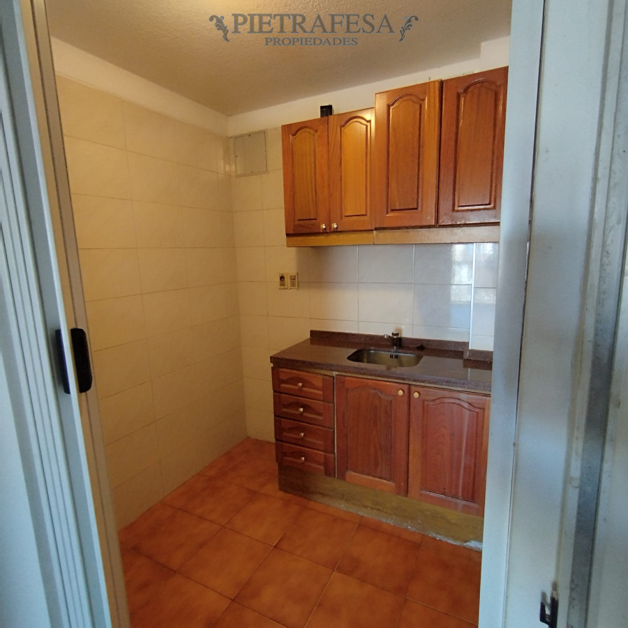 Apartamento ID.14628 - Monoambiente en alquiler con divisiones y terraza