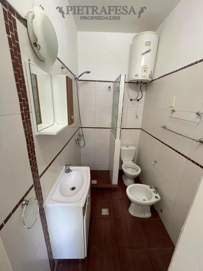 Apartamento ID.11830 - Apto con renta 1 dormitorio, cochera-Villa Española