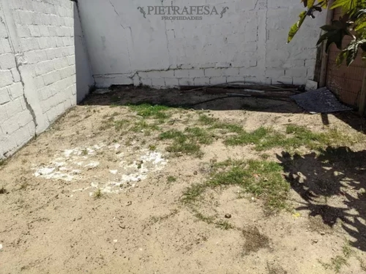 Apartamento ID.10191 - Apto en alquiler, monoambiente, 1 baño. Solymar.