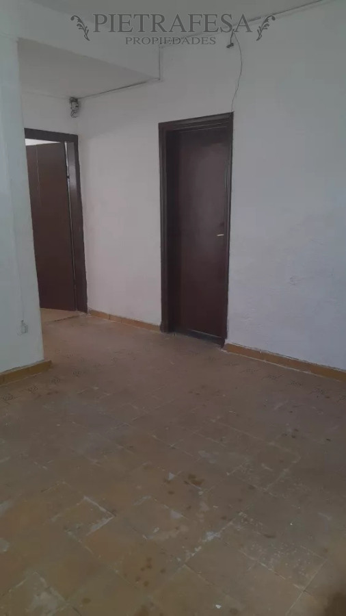Apartamento ID.12158 - Apto en alquiler, 1 dormitorio, 1 baño, patio, Cerrito.