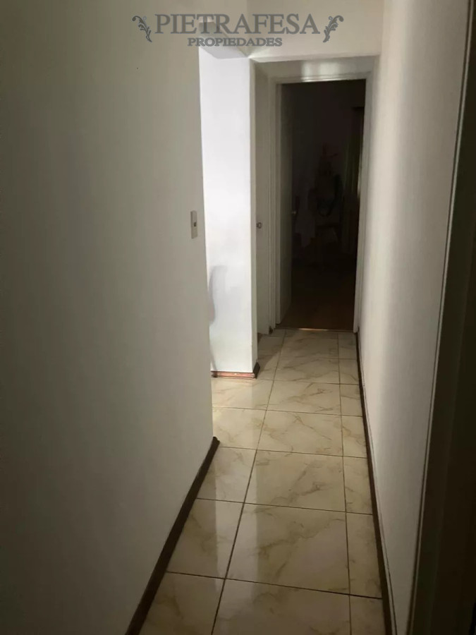 Apartamento ID.8050 - Apartamento en venta 3 dormitorios, 1 baño- Jaime Roldos y Pons-Pérez Castellanos