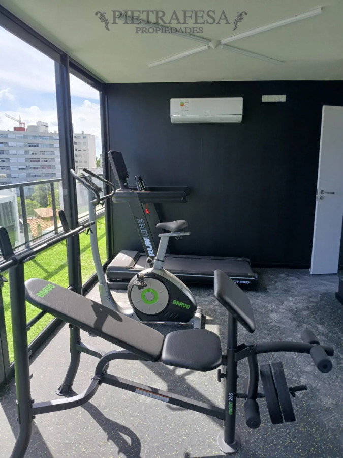 Apartamento ID.16204 - Apartamento en venta, monoambiente, 1baño. La Blanqueada. Con renta.