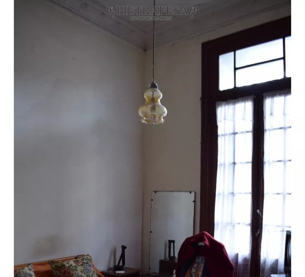 Apartamento ID.12550 - Apto en venta 5 dormitorios, 2 baños, patio-Cordón 