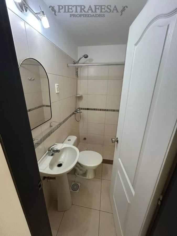 Apartamento ID.12343 - Apto en venta con renta 3 dormitorios, 2 baños, garaje-Centro