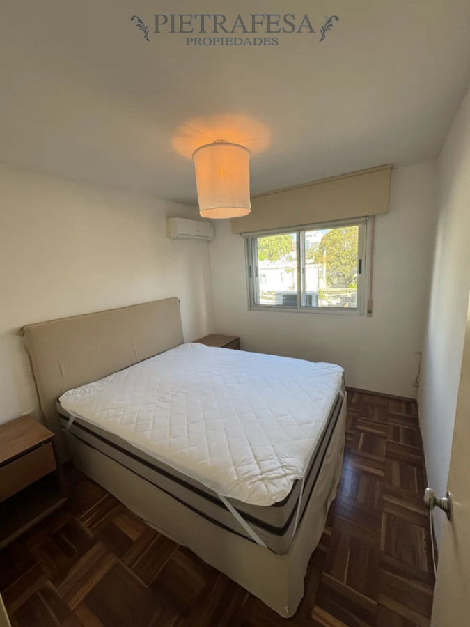 Apartamento ID.14649 - Apartamento en alquiler, 2 dormitorios, 1 baño, terraza lavadero. Pocitos.