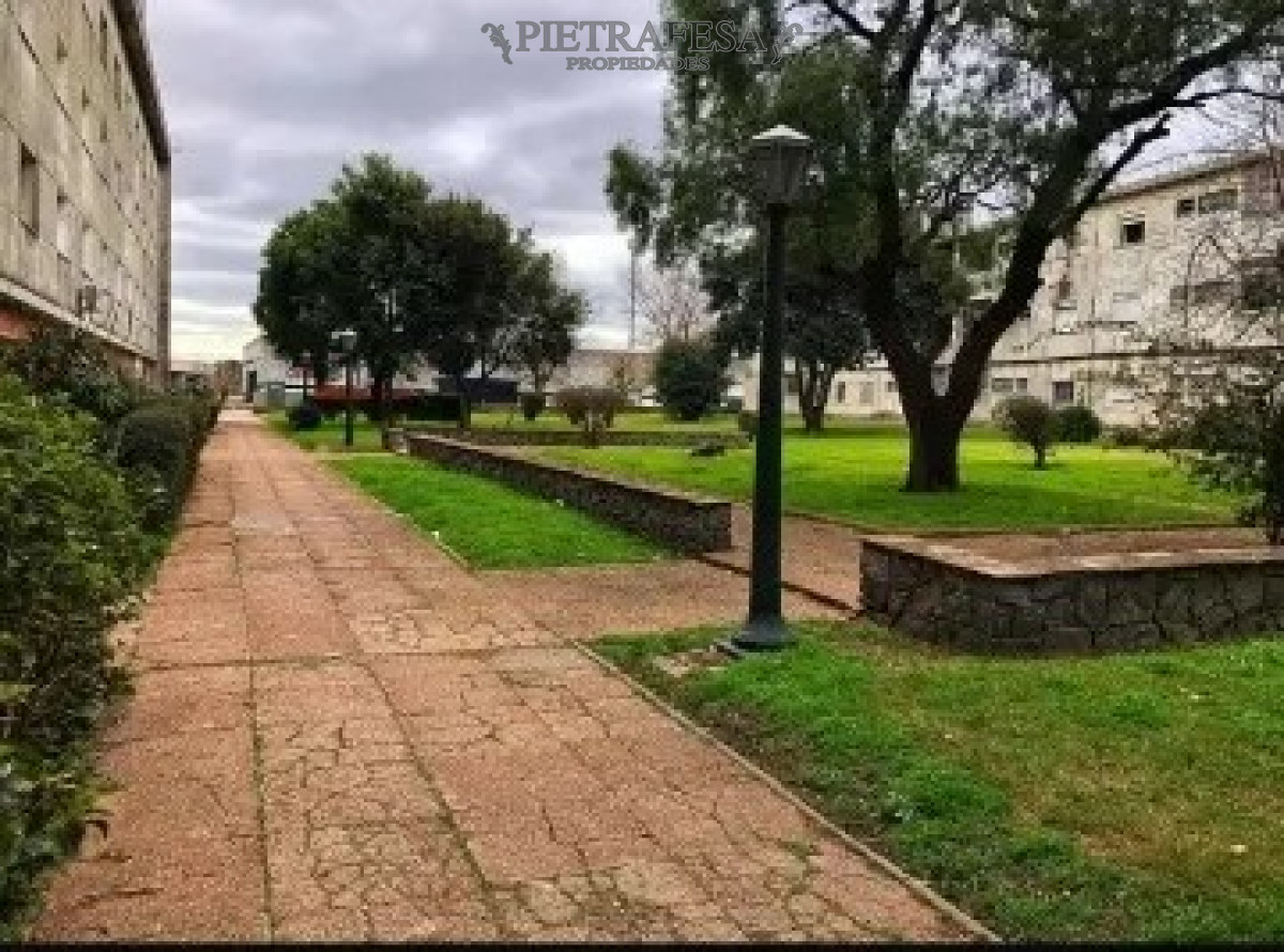 Apartamento ID.7914 - Apartamento en venta 3 dormitorios, 1 baño- Av. José Pedro Varela-Villa Española 