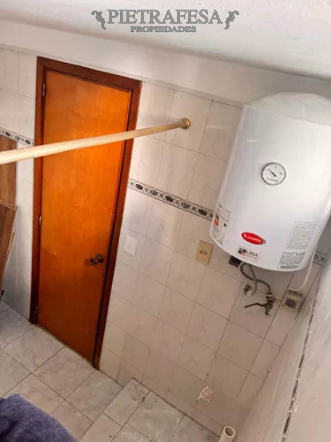 Apartamento ID.12887 - Apartamento en alquiler, monoambiente, 1baño, balcón. Pocitos.