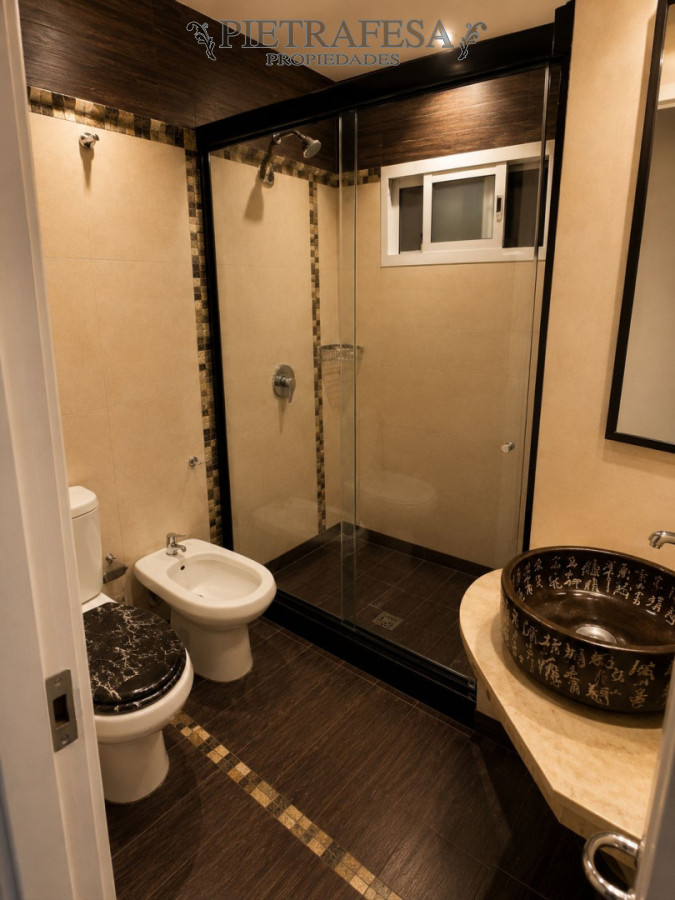 Apartamento ID.14958 - Apartamento en Venta, 2 dormitorios, 1 baño, balcon, azotea. Aguada.