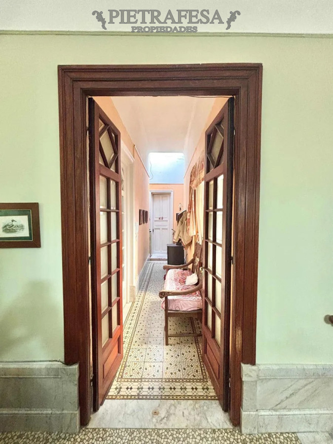 Apartamento ID.13935 - Casa PH en venta en Pocitos, 3 dormitorios, 1 baño, terraza.