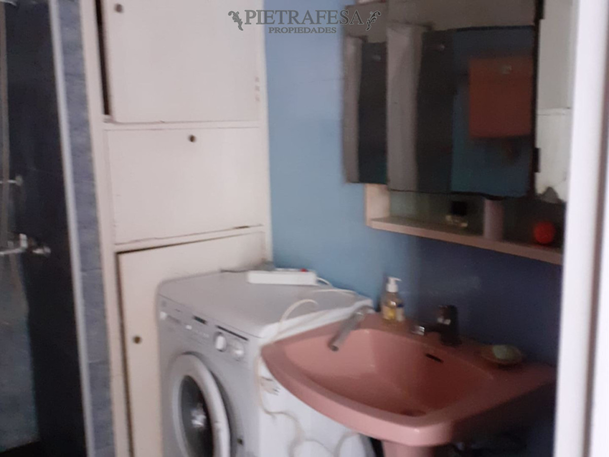 Apartamento ID.8849 - PH en venta con renta, 2 dormitorios, 1 baño y patio-Buceo