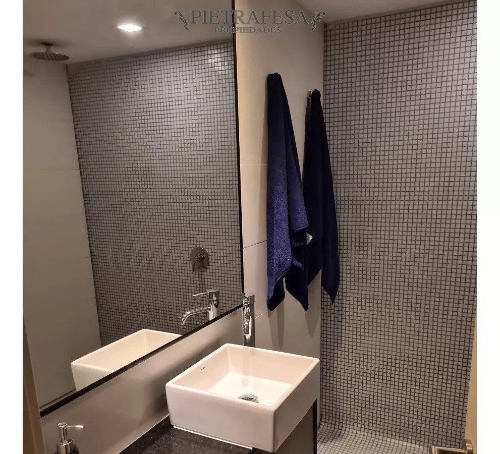 Apartamento ID.7813 - Apartamento en venta, 2 dormitorios, 2 baños, terraza con parrillero y garaje-Marco Bruto, Pocitos.