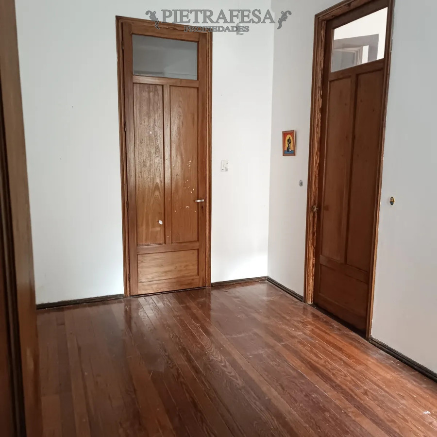 Apartamento ID.13857 - Apto en venta sobre avenida, 4 dormitorios, 2 baños- Centro