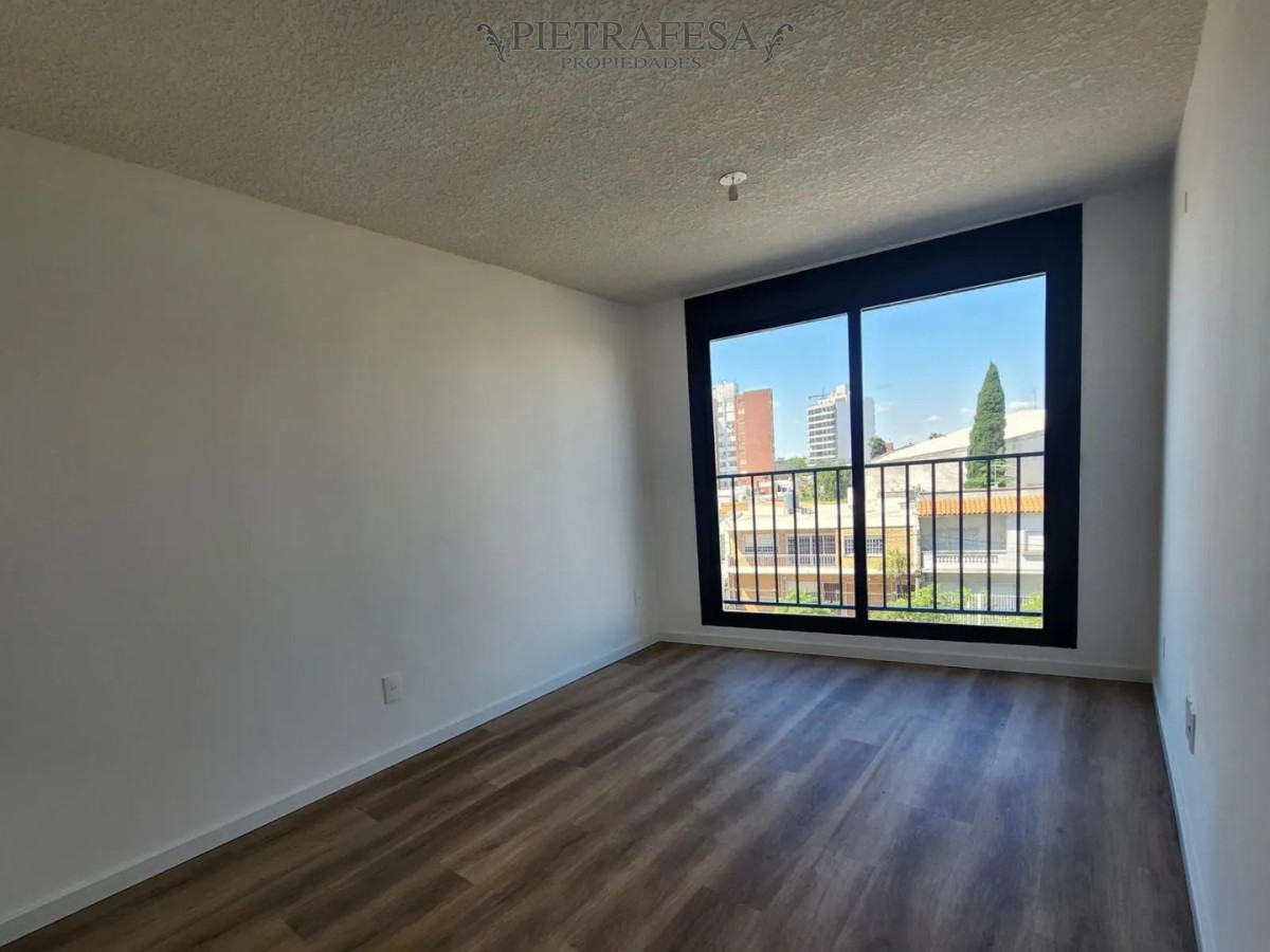 Apartamento ID.15372 - Apartamento en venta, 1 dormitorio, 1 baño, terraza, garaje. La Blanqueada.