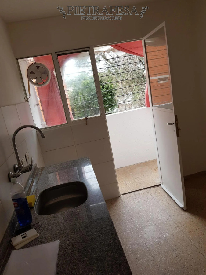 Apartamento ID.521 - Apartamento venta con renta 3 dormitorios 1 baño - Himalaya- Villa Española 