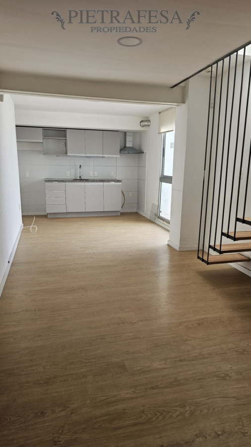 Apartamento ID.8119 - Apartamento en alquiler, 1 dormitorios, 1 baño y patio-Magallanes- Palermo