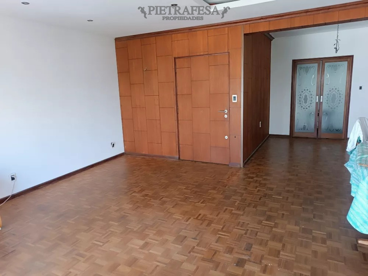 Apartamento ID.13197 - Apto en venta 3 dormitorios, 3 baños, gje-Punta Carretas