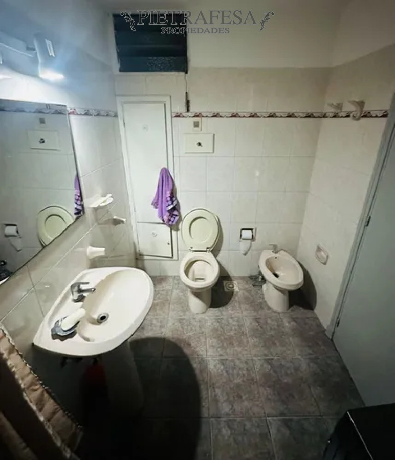 Apartamento ID.13903 - Apartamento en alquiler, 3 dormitorios, 2 baño, balcón, garaje. Cordón.