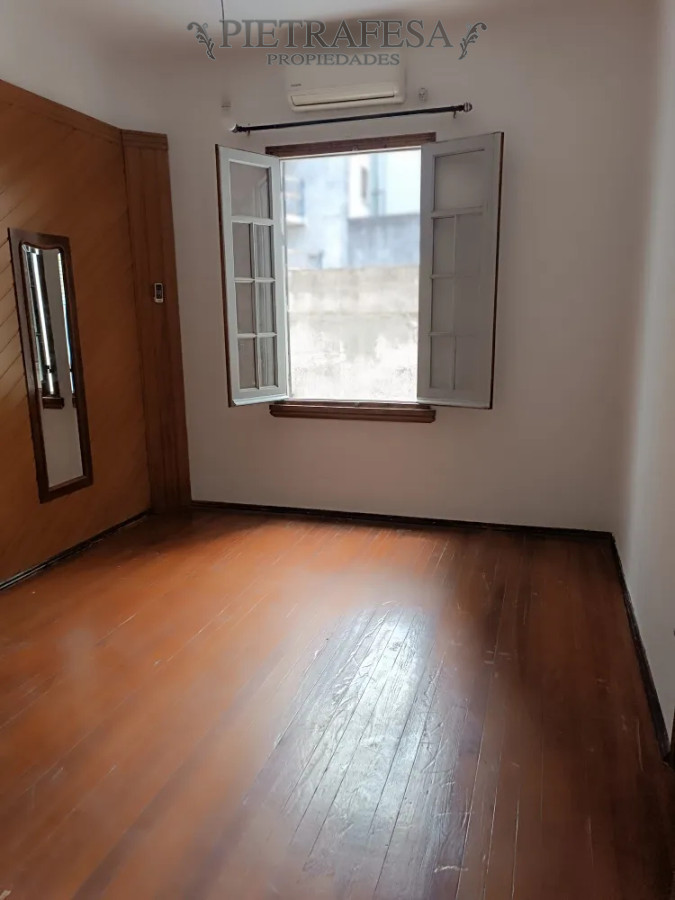 Apartamento ID.13857 - Apto en venta sobre avenida, 4 dormitorios, 2 baños- Centro