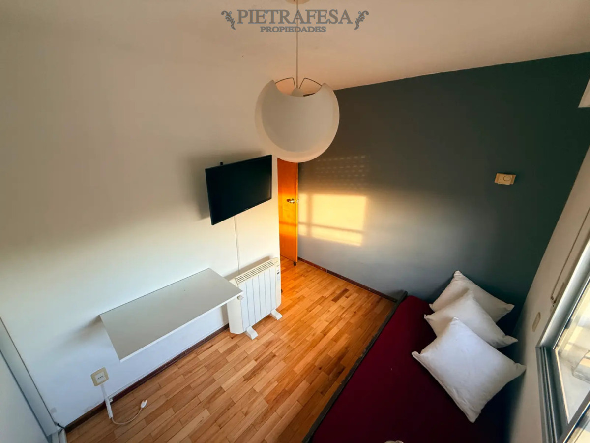 Apartamento ID.15777 - Apartamento en venta, 2 dormitorios, 1 baño, terraza, garaje. Aguada.