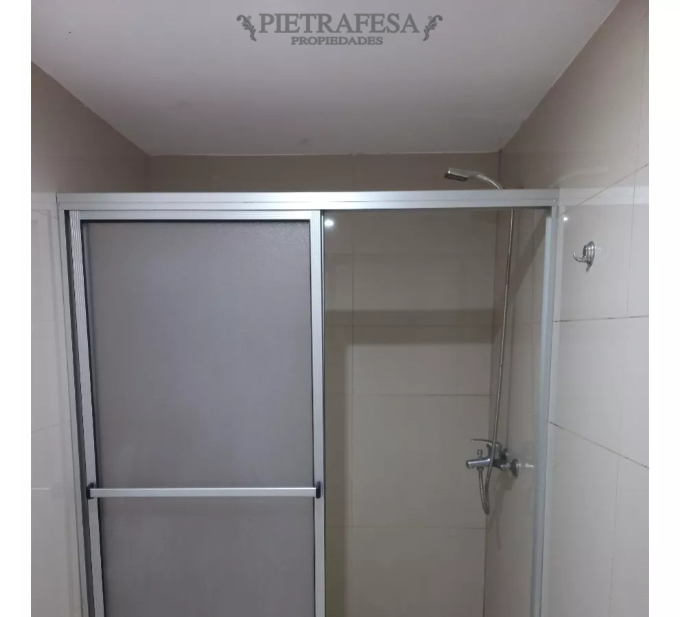 Apartamento ID.12142 - Apto en venta con renta, 1 dormitorio, 1 baño, balcón-Tres Cruces