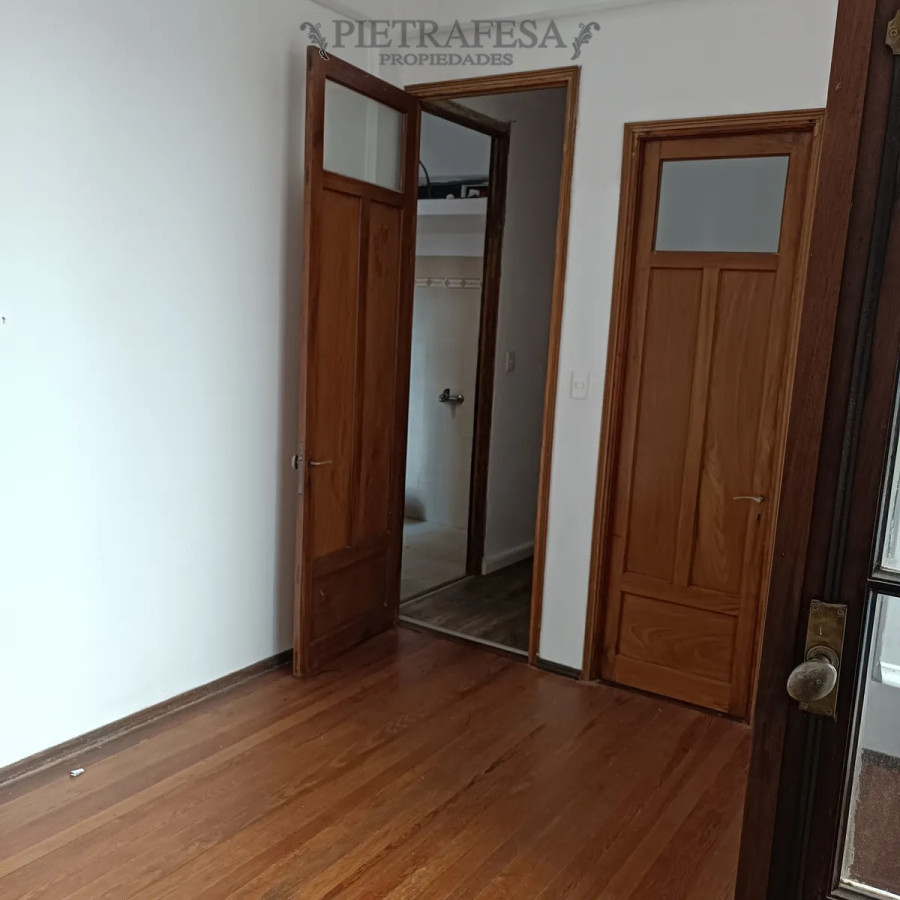 Apartamento ID.13857 - Apto en venta sobre avenida, 4 dormitorios, 2 baños- Centro