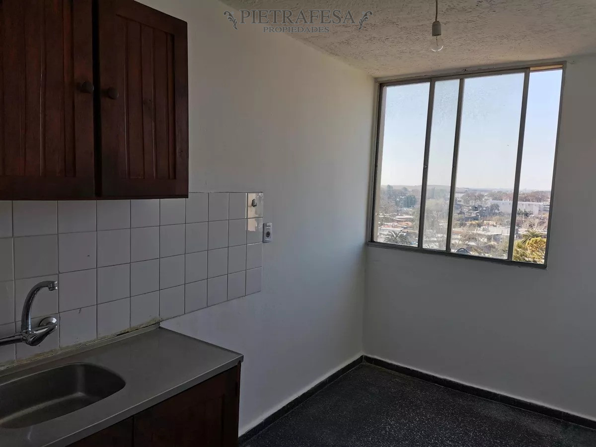 Apartamento ID.6777 - Apartamento en venta con renta 2 dormitorios, 1 baño-Cno. Carrasco-Malvin Norte