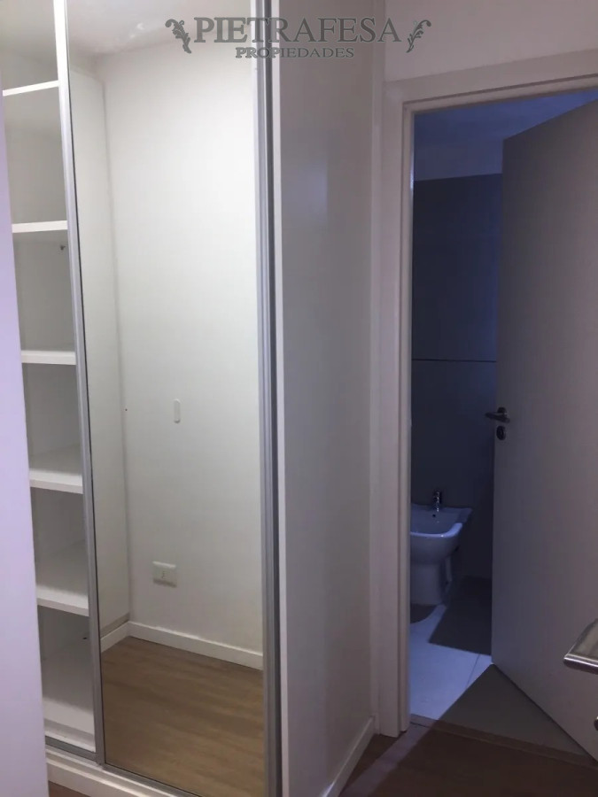 Apartamento ID.3140 - Penthouse en venta con renta 1 dormitorio, 1 baño. Terraza con parrillero-Manuel Pagola-Pocitos